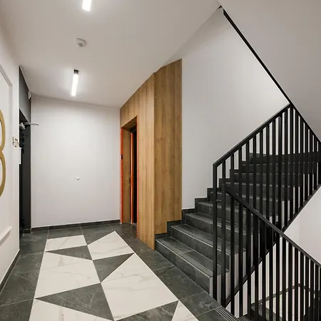 Raclawicka 7 Superior By Bookinghost Apartman Varsó