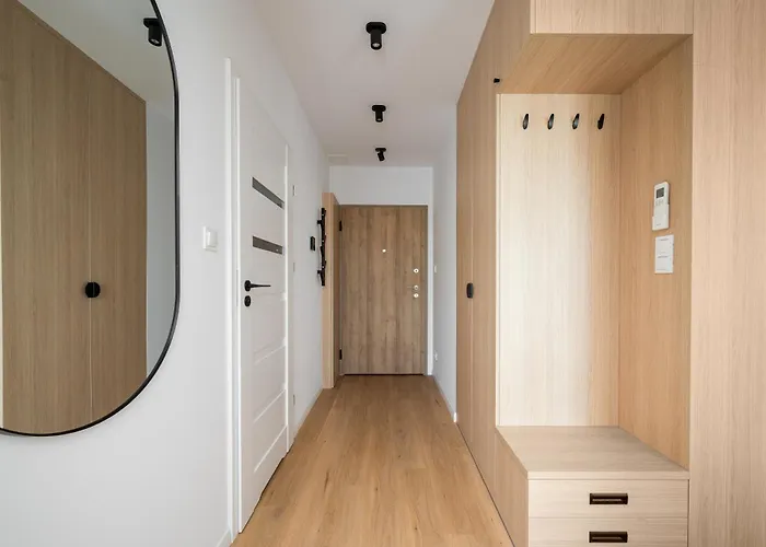 Raclawicka 7 Superior By Bookinghost Warsaw